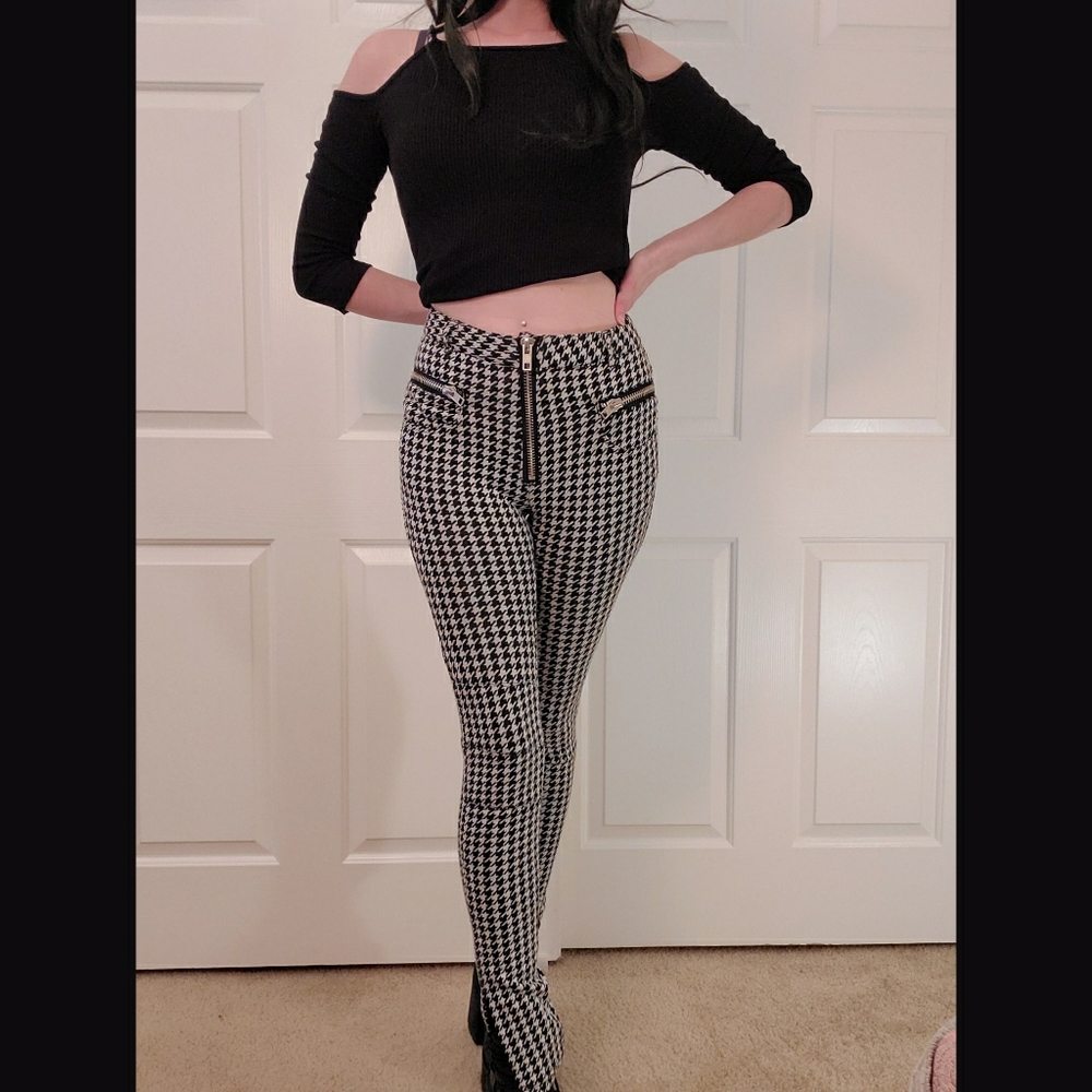 Unif Houndstooth Pants